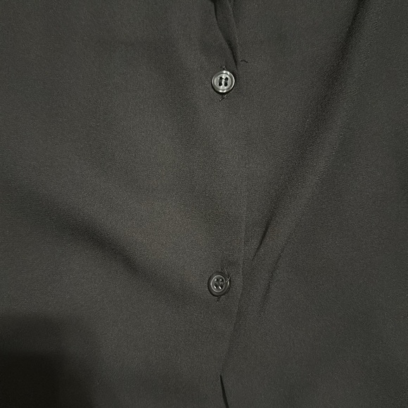 Button Down Black sheer crop top - Picture 4 of 8